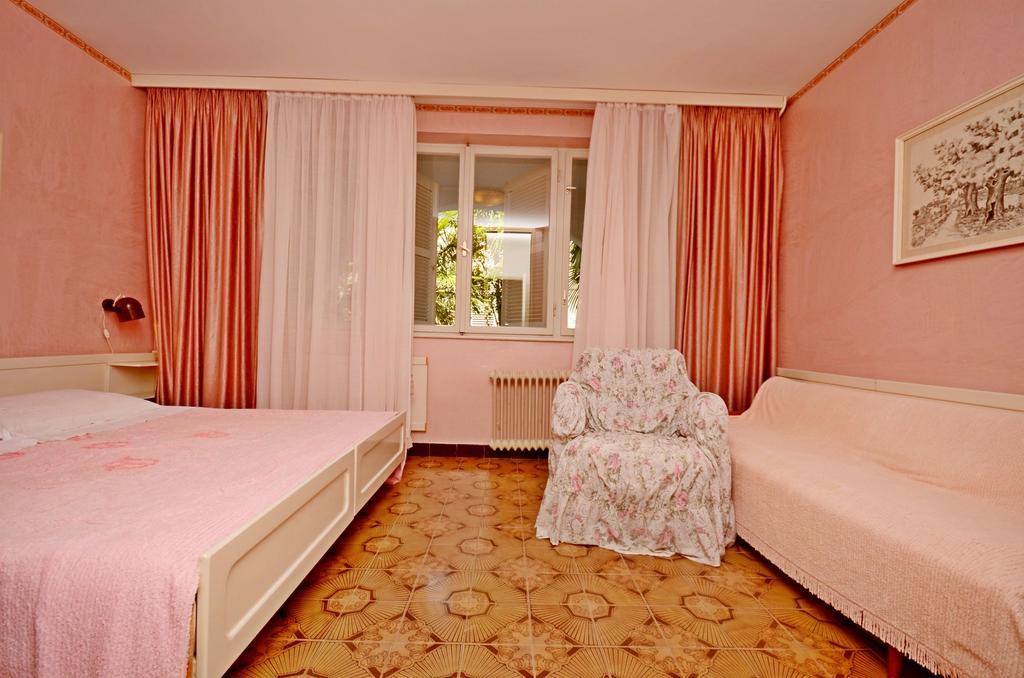 Apartments Dea Porec Exterior photo