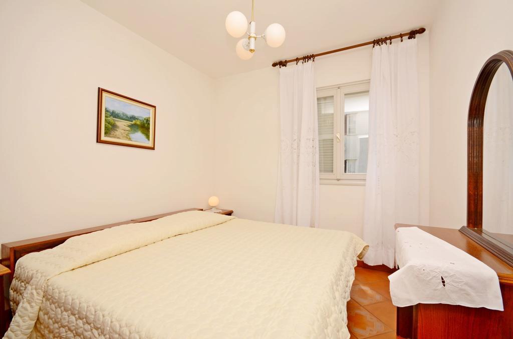 Apartments Dea Porec Exterior photo