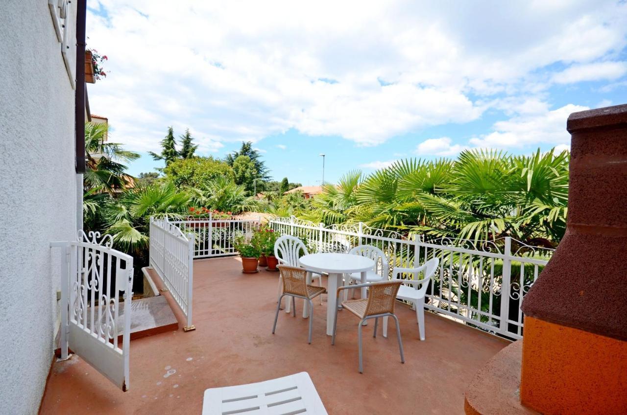 Apartments Dea Porec Exterior photo
