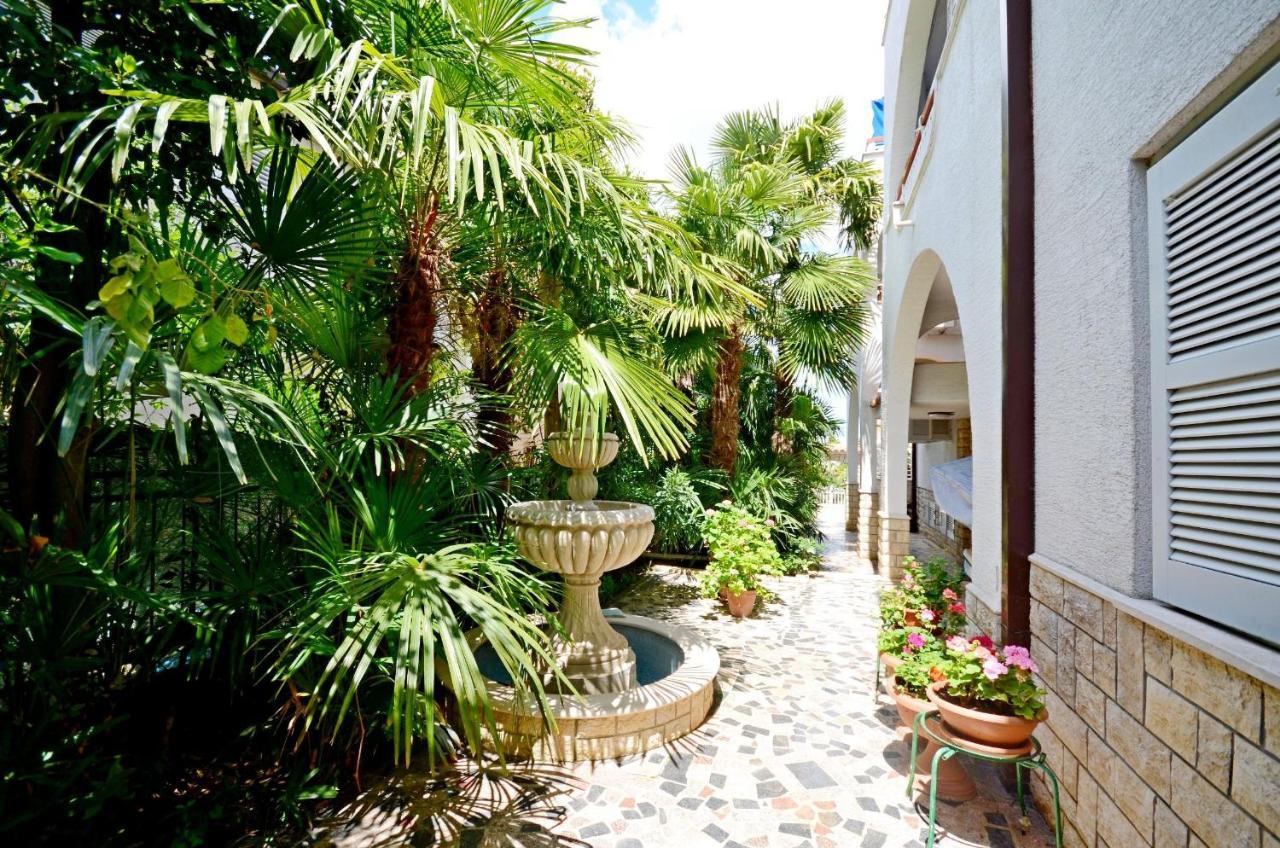Apartments Dea Porec Exterior photo